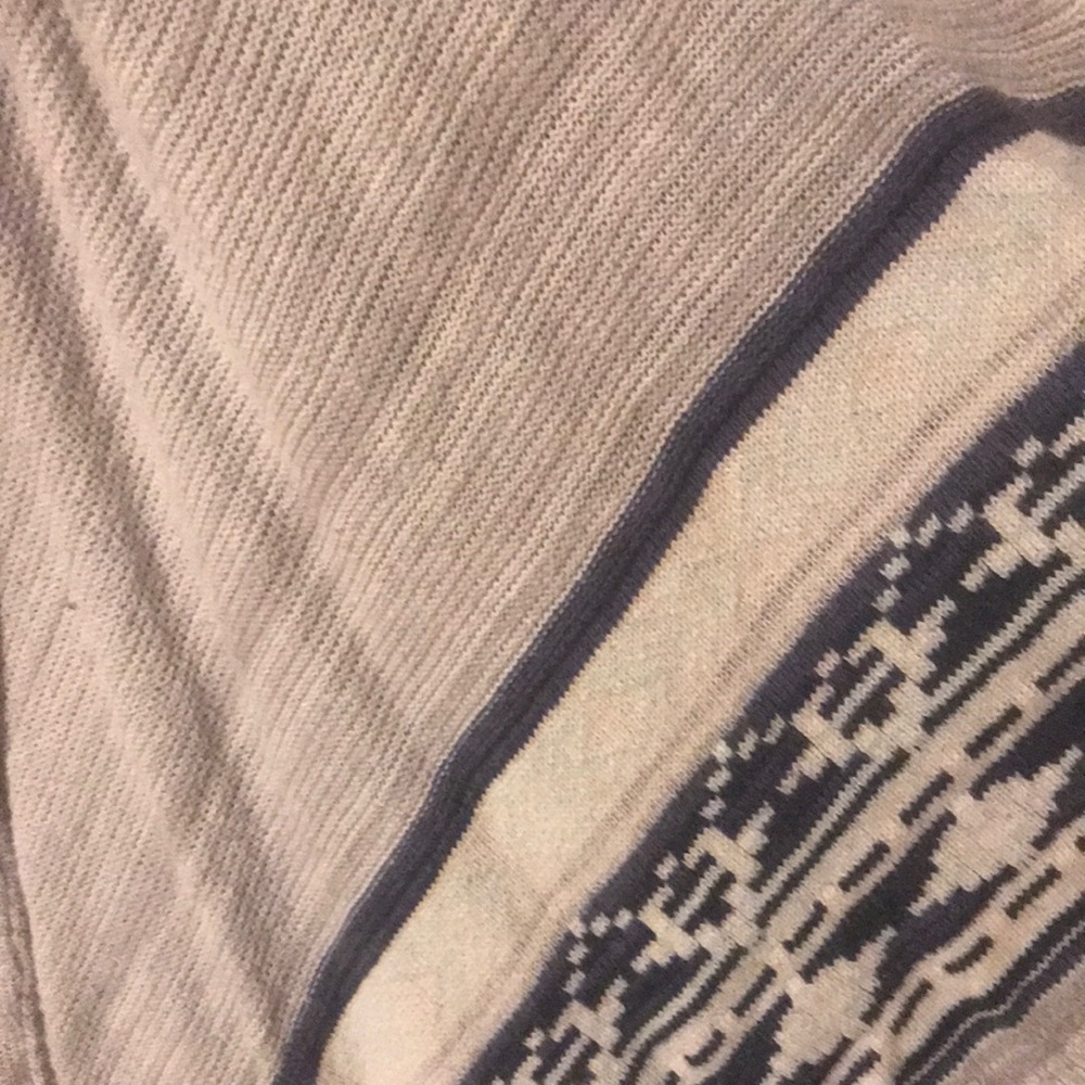 Aztec Print Sweater - Picture 3 of 3